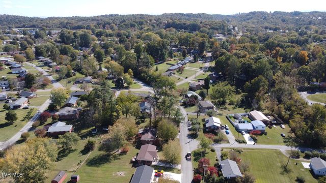 216 Laurel Street, Morristown, TN 37813