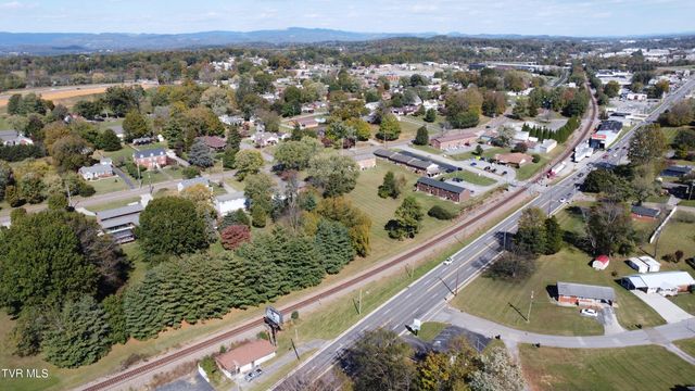 216 Laurel Street, Morristown, TN 37813