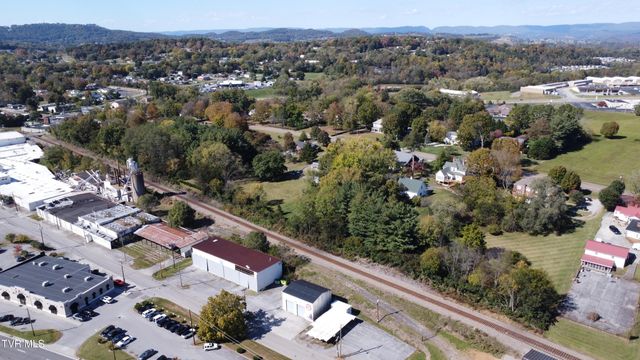 216 Laurel Street, Morristown, TN 37813