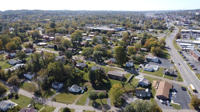 216 Laurel Street, Morristown, TN 37813