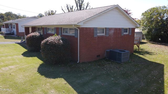 216 Laurel Street, Morristown, TN 37813