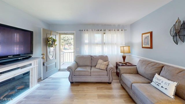 216 Laurel Street, Morristown, TN 37813