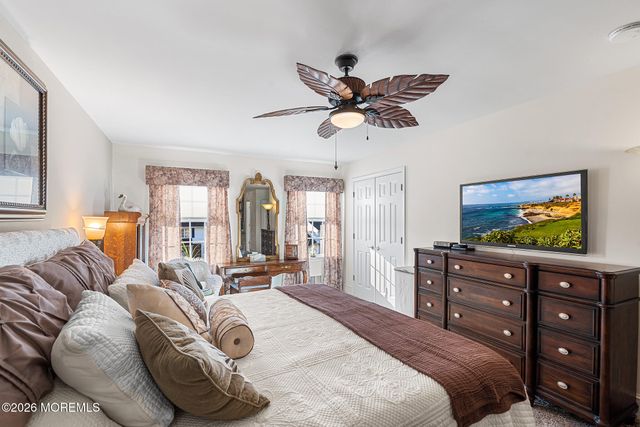 213 Woodberry Drive, Toms River, NJ 08753