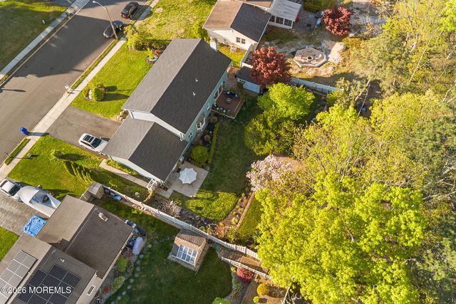 213 Woodberry Drive, Toms River, NJ 08753