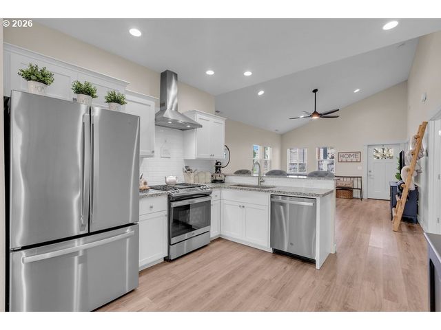 6411 Se 94TH Ave, Portland, OR 97266