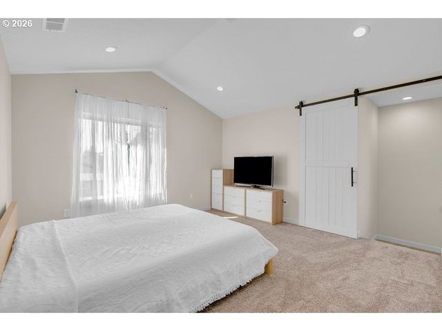 6411 Se 94TH Ave, Portland, OR 97266