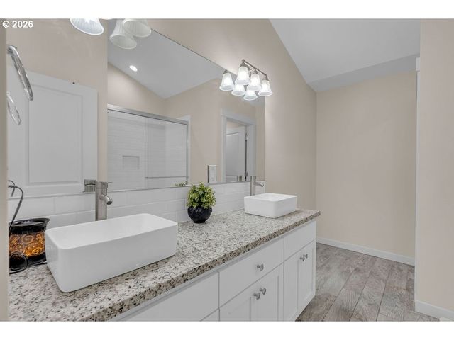 6411 Se 94TH Ave, Portland, OR 97266