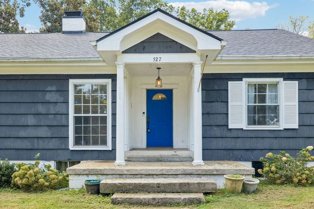 527 E Madison St, Pulaski, TN 38478