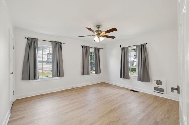 527 E Madison St, Pulaski, TN 38478