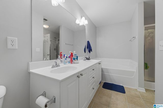 2479 FOREST LAKES LANE, Sterrett, AL 35147