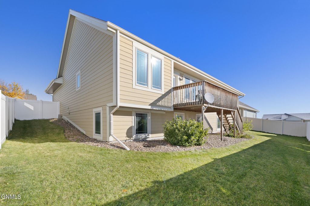 3301 Wheat Ridge Street, Williston, ND 58801 photo 5