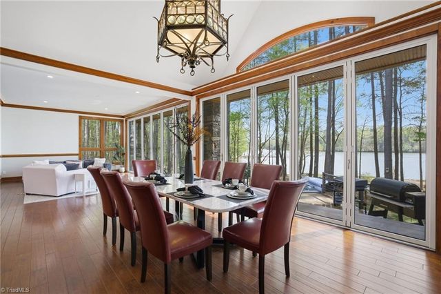 901 Sunset Pointe Drive, Salisbury, NC 28146