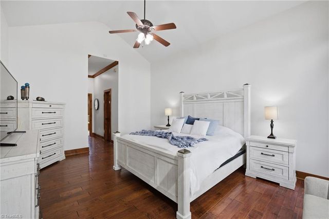 901 Sunset Pointe Drive, Salisbury, NC 28146