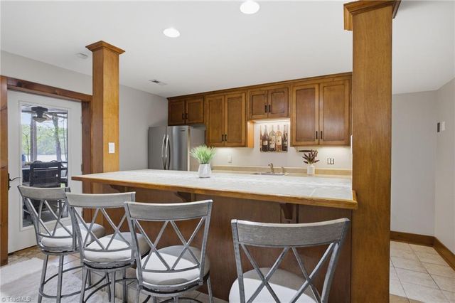 901 Sunset Pointe Drive, Salisbury, NC 28146