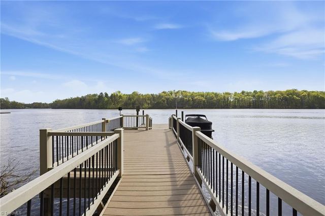 901 Sunset Pointe Drive, Salisbury, NC 28146
