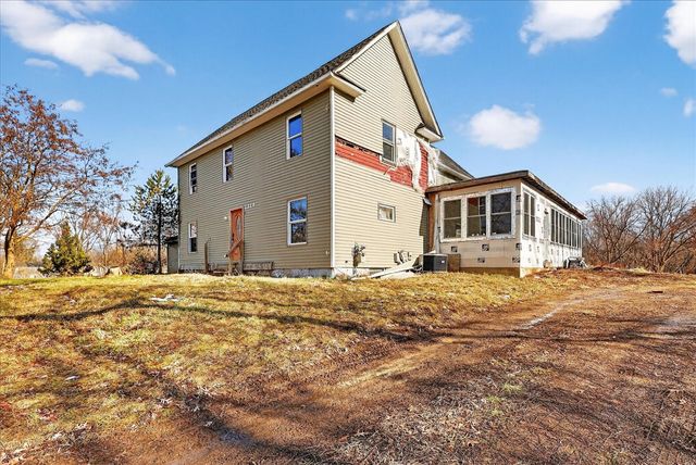 2328 Dean Lake Avenue, Grand Rapids, MI 49505