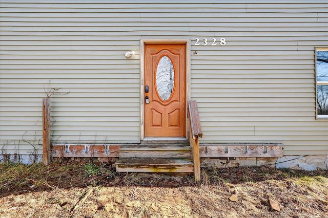 2328 Dean Lake Avenue, Grand Rapids, MI 49505