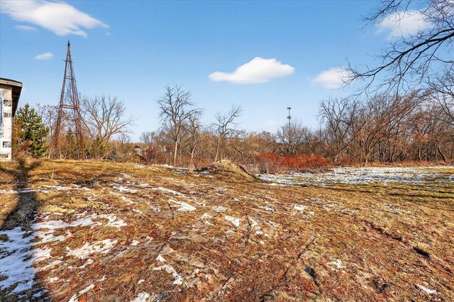 2328 Dean Lake Avenue, Grand Rapids, MI 49505