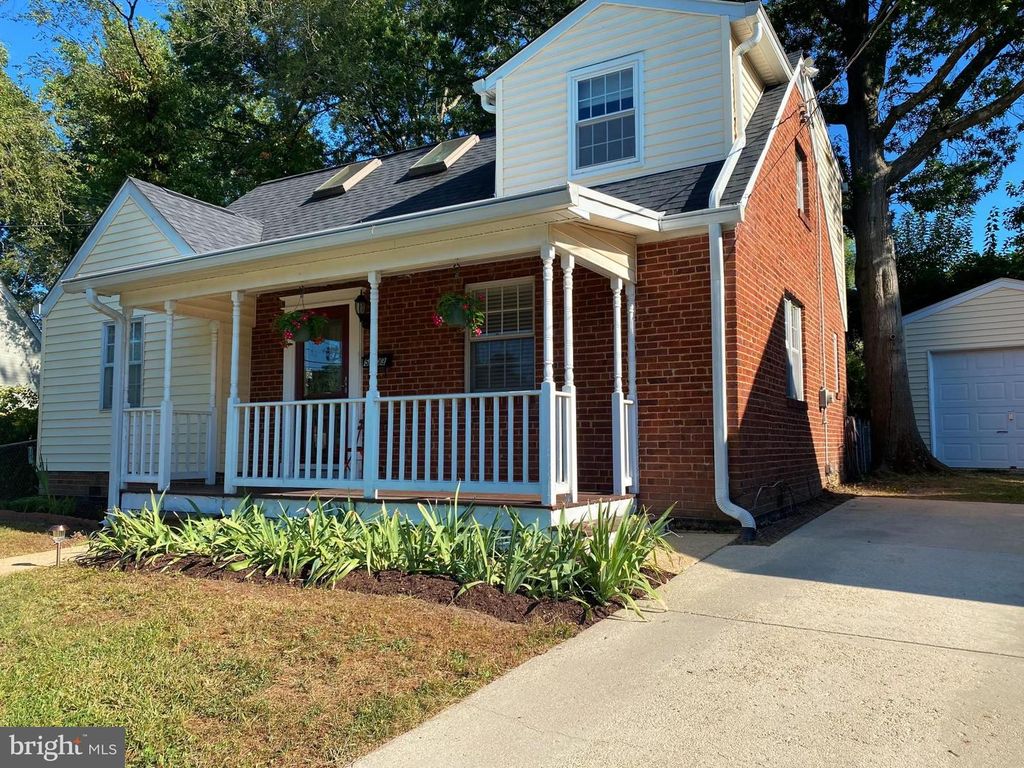 5703 HAMILTON ST, Hyattsville, MD 20781