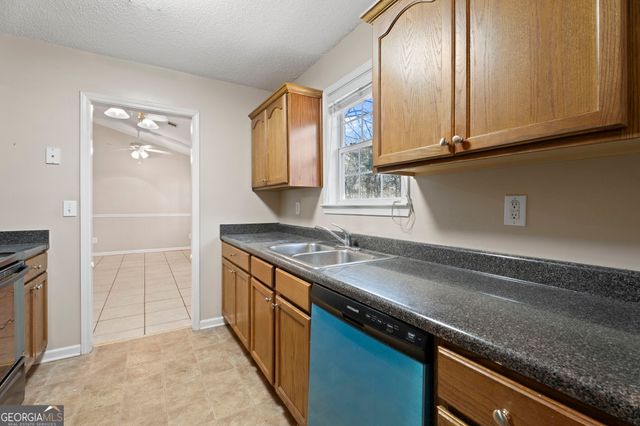 100 Holloway Road, Mcdonough, GA 30253