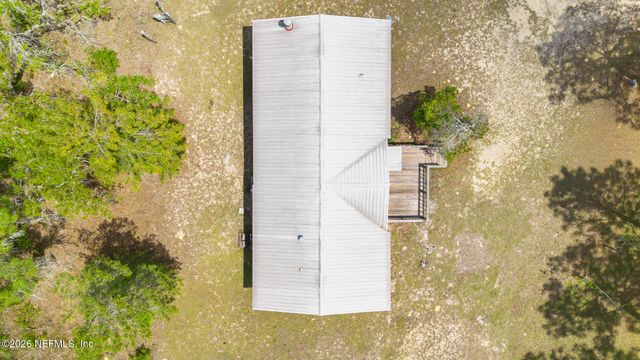 671 COUSINTOWN Road, Interlachen, FL 32148