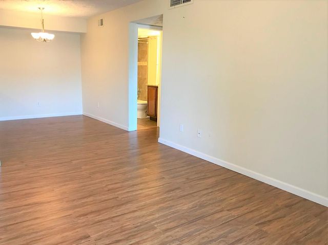 10555 Turtlewood Court 2403, Houston, TX 77072