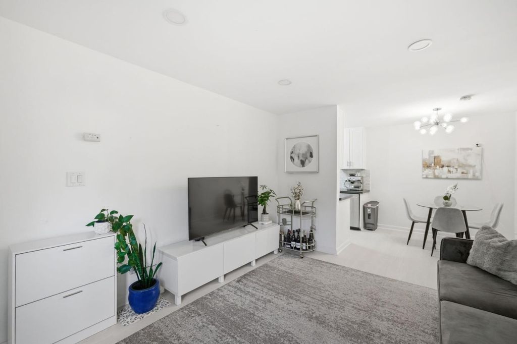 408 Boardwalk Avenue 1, San Bruno, CA 94066