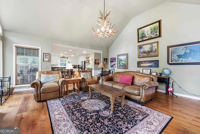 1010 Holmes Drive, White Plains, GA 30678
