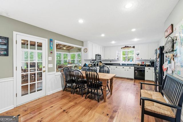 1010 Holmes Drive, White Plains, GA 30678