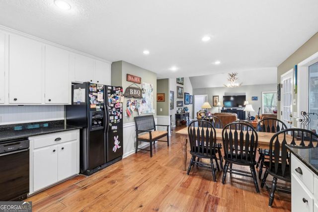 1010 Holmes Drive, White Plains, GA 30678