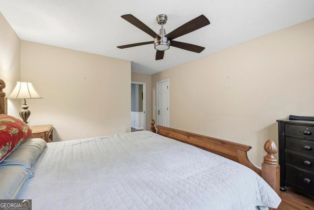 1010 Holmes Drive, White Plains, GA 30678