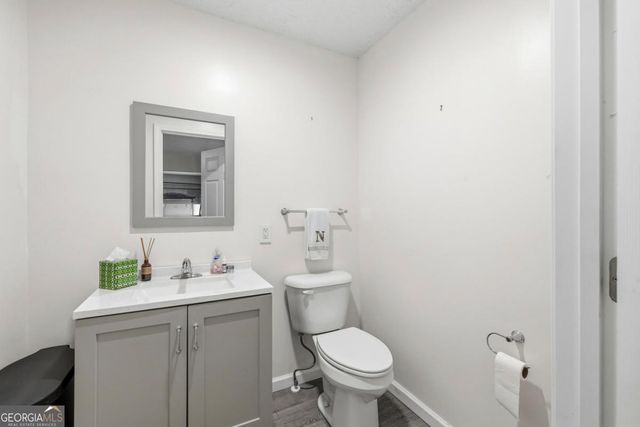 1010 Holmes Drive, White Plains, GA 30678