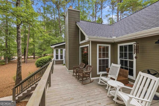 1010 Holmes Drive, White Plains, GA 30678