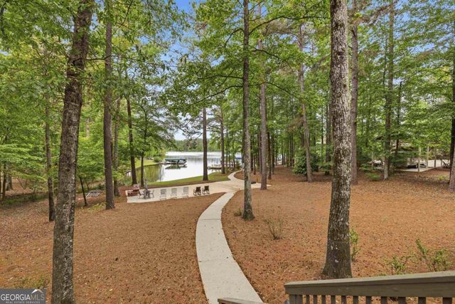 1010 Holmes Drive, White Plains, GA 30678