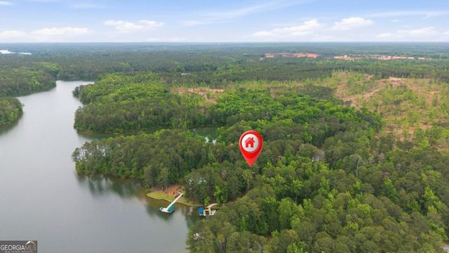 1010 Holmes Drive, White Plains, GA 30678