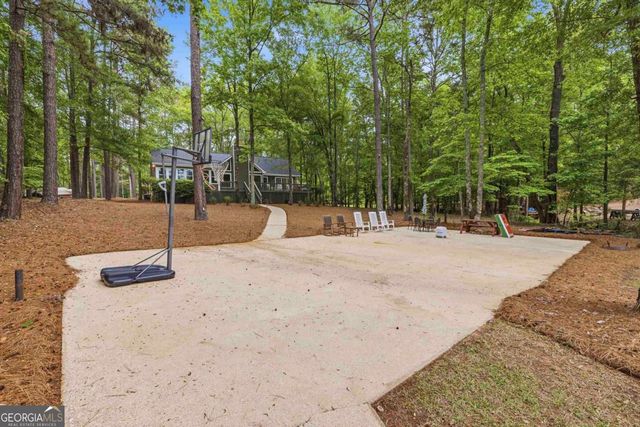 1010 Holmes Drive, White Plains, GA 30678