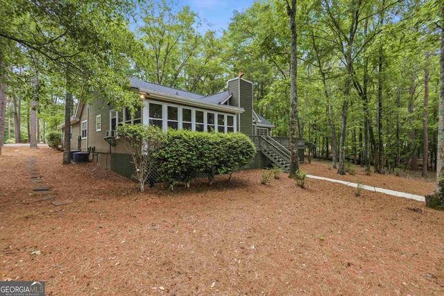 1010 Holmes Drive, White Plains, GA 30678