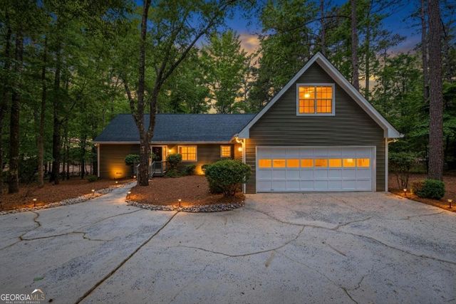 1010 Holmes Drive, White Plains, GA 30678