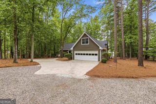 1010 Holmes Drive, White Plains, GA 30678