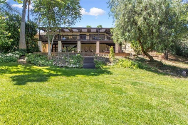 115 Sierra Vista Drive, Redlands, CA 92373