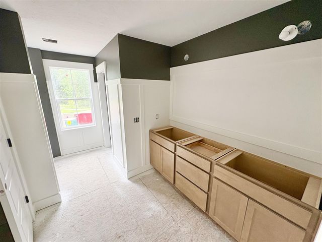 5859 Valley Point Drive, Caledonia, MI 49316