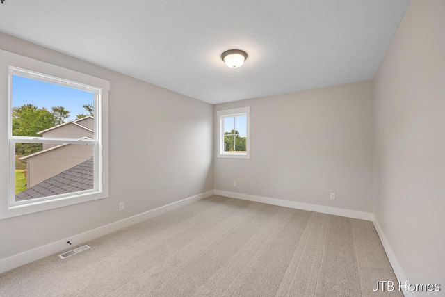 5859 Valley Point Drive, Caledonia, MI 49316