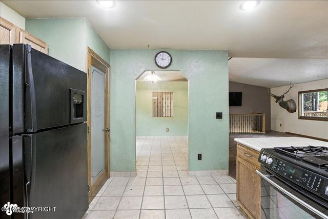 7801 Evander Drive, Anchorage, AK 99518