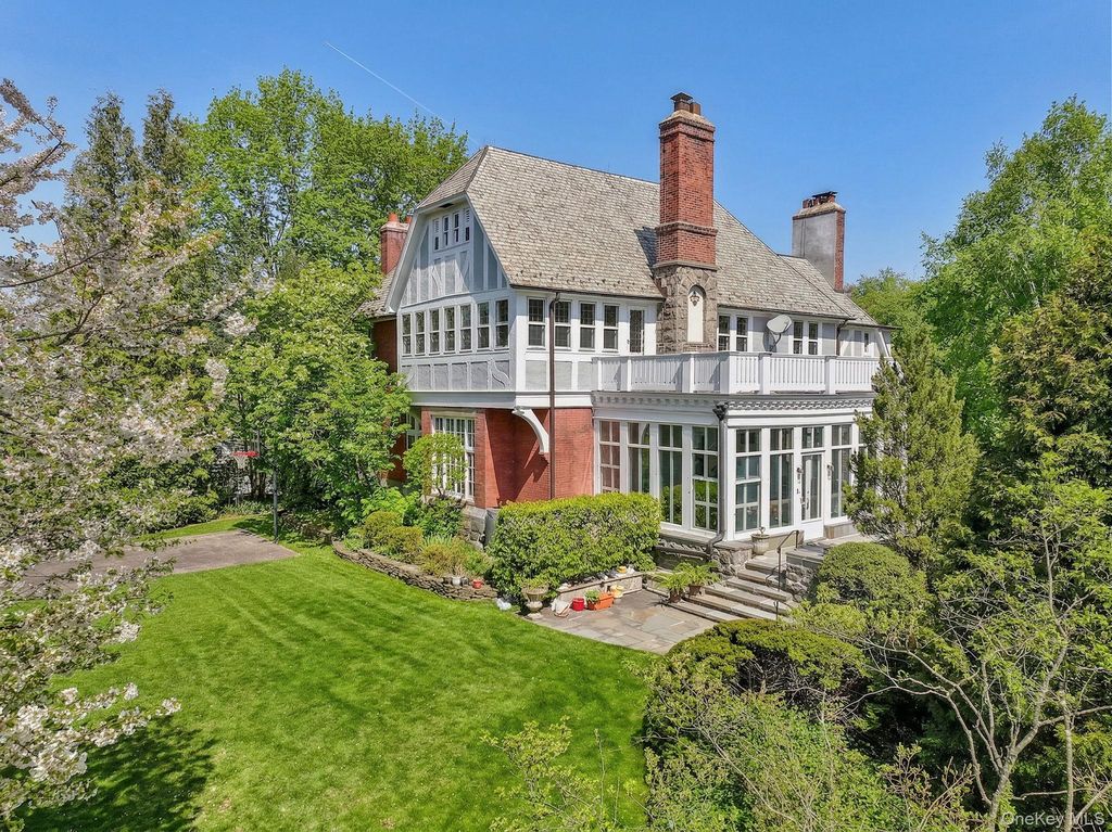 15 Hemlock Road, Bronxville, NY 10708 — exterior