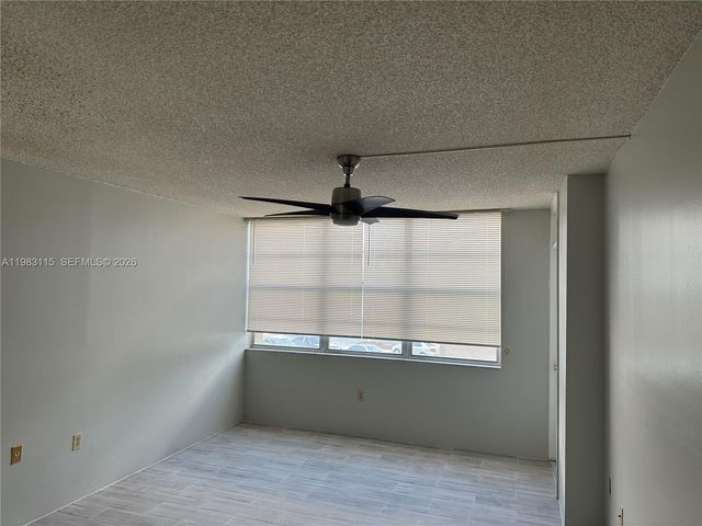 1100 Saint Charles Pl 215, Pembroke Pines, FL 33026