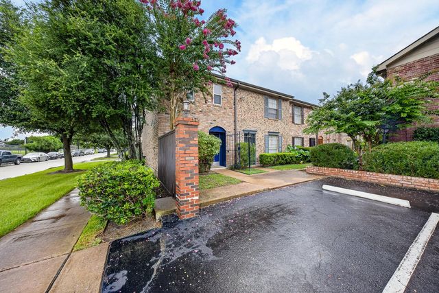 1715 Moritz Drive 15, Houston, TX 77055