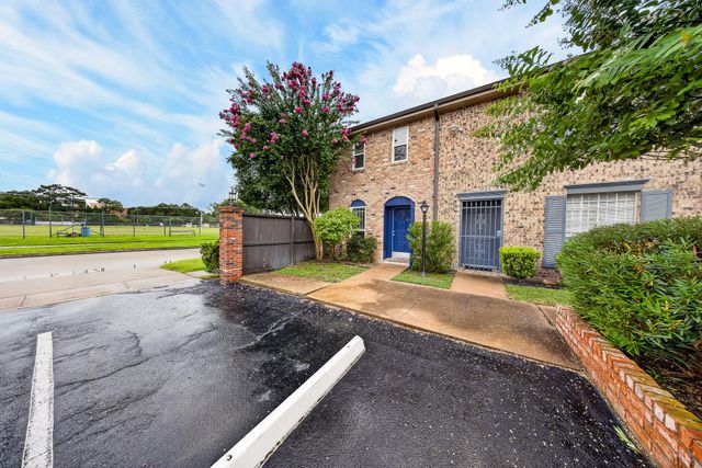1715 Moritz Drive 15, Houston, TX 77055