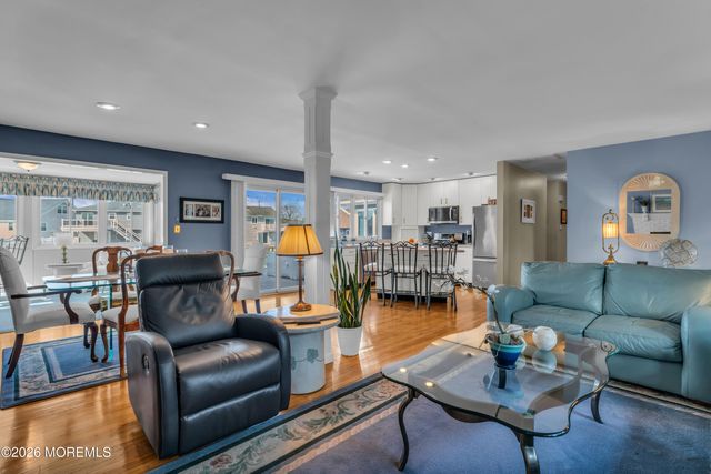 150 Royal Drive, Brick, NJ 08723