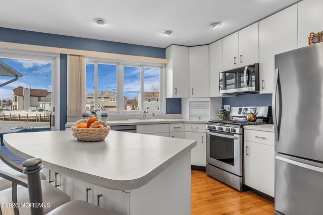 150 Royal Drive, Brick, NJ 08723