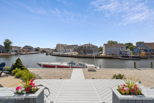 150 Royal Drive, Brick, NJ 08723